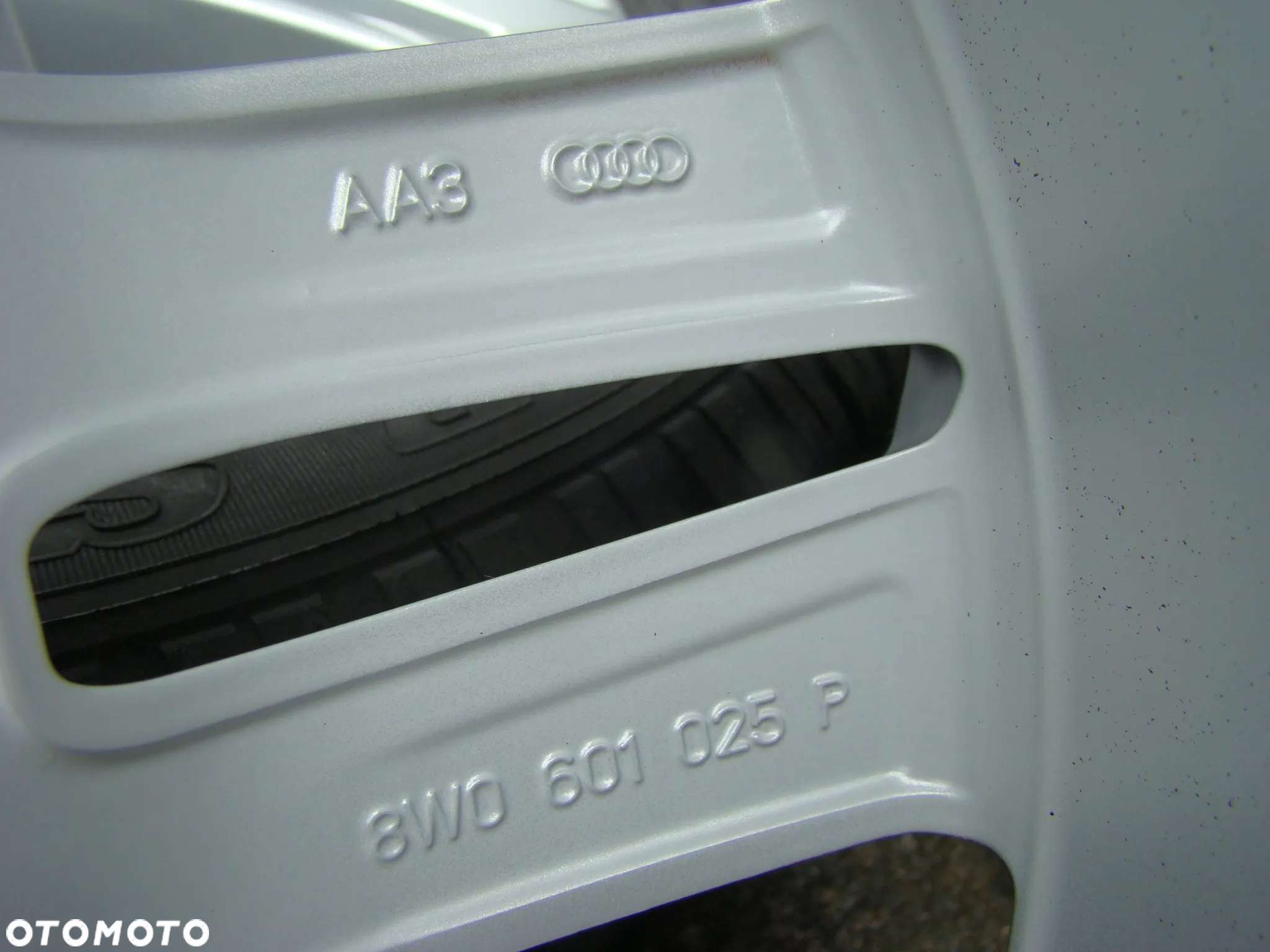 a100 5x112 Audi A4 B8 B7 Q2 GA TT 8J 8S A6 C5 C6 7Jx17 225/50 - 7