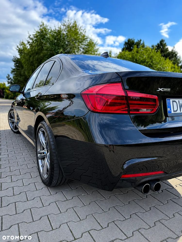 BMW Seria 3 330i xDrive M Sport Shadow - 7