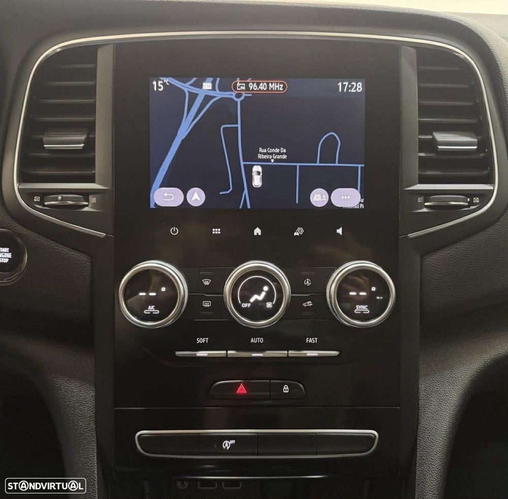 Renault Mégane 1.5 Blue dCi Limited - 17