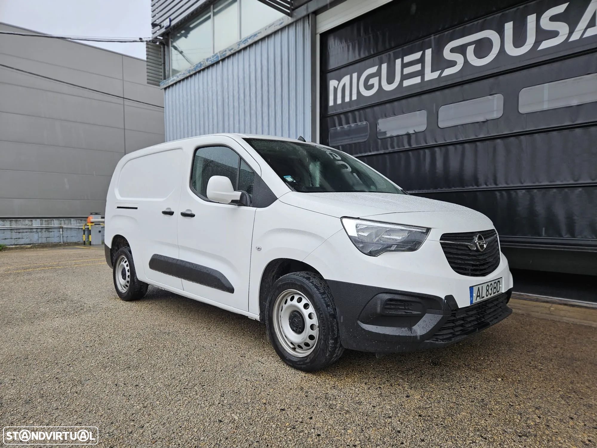 Opel Combo Maxi Longa 1.5CDTI 102cv L2 3Lugares Ecrã Central - 1