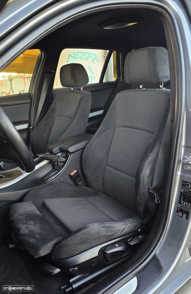 BMW 320 d Touring Auto - 18