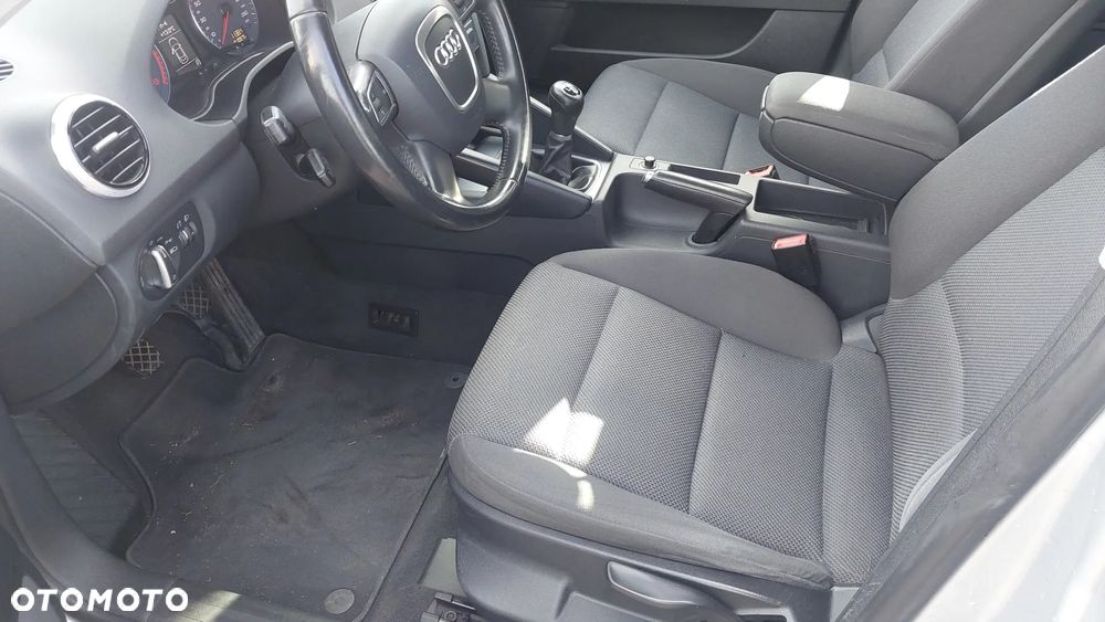 Audi A3 Sportback - 16