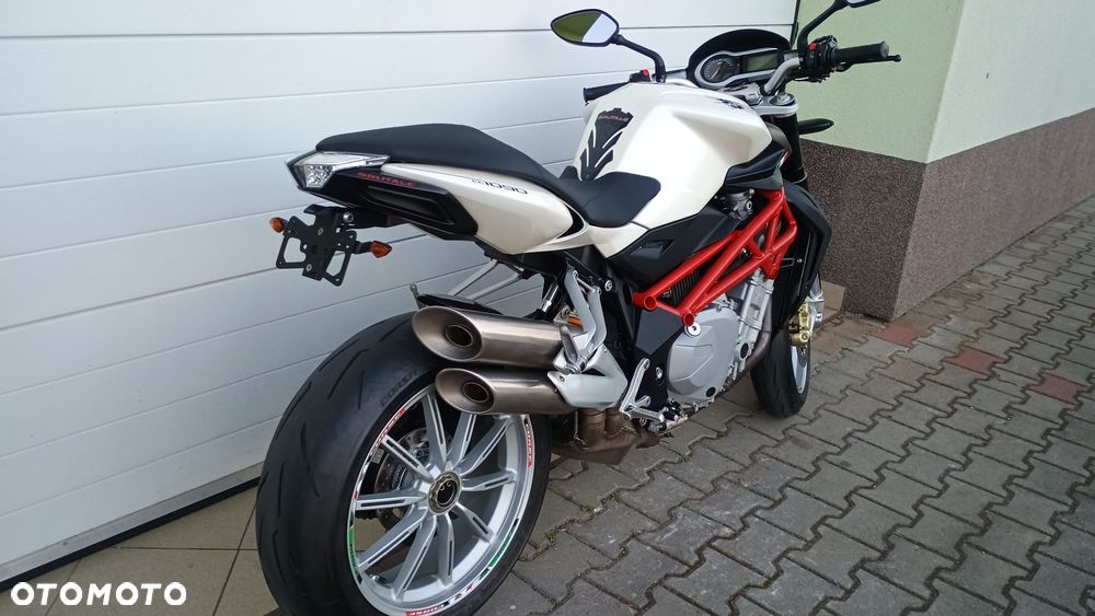 MV AGUSTA Brutale - 2