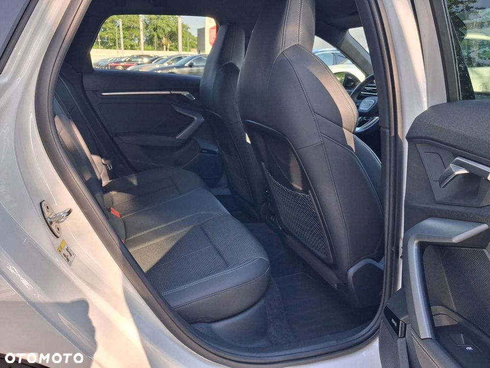 Audi A3 Sportback - 10