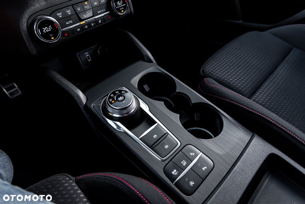 Ford Focus 1.5 EcoBlue STart-Stopp-System ST-LINE X - 39