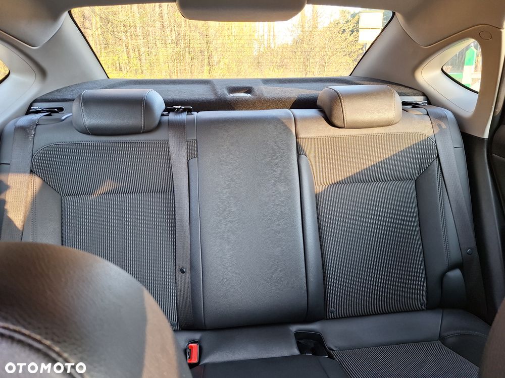 Opel Astra 1.4 Turbo - 17