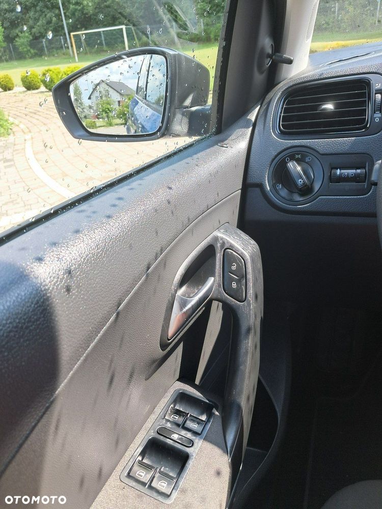 Volkswagen Polo - 18