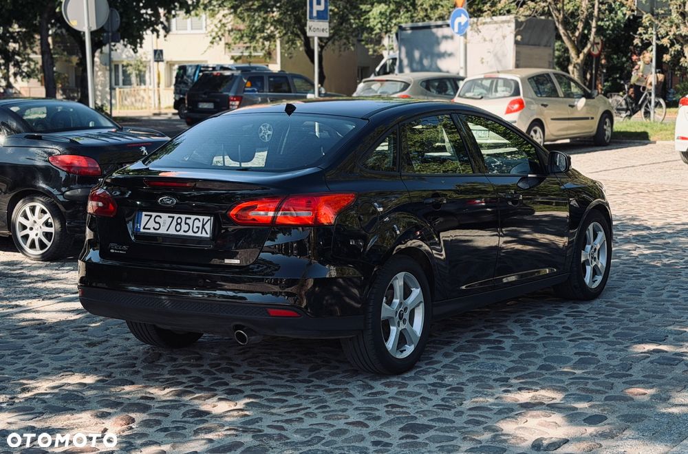Ford Focus 1.5 EcoBoost SYNC Edition ASS - 4