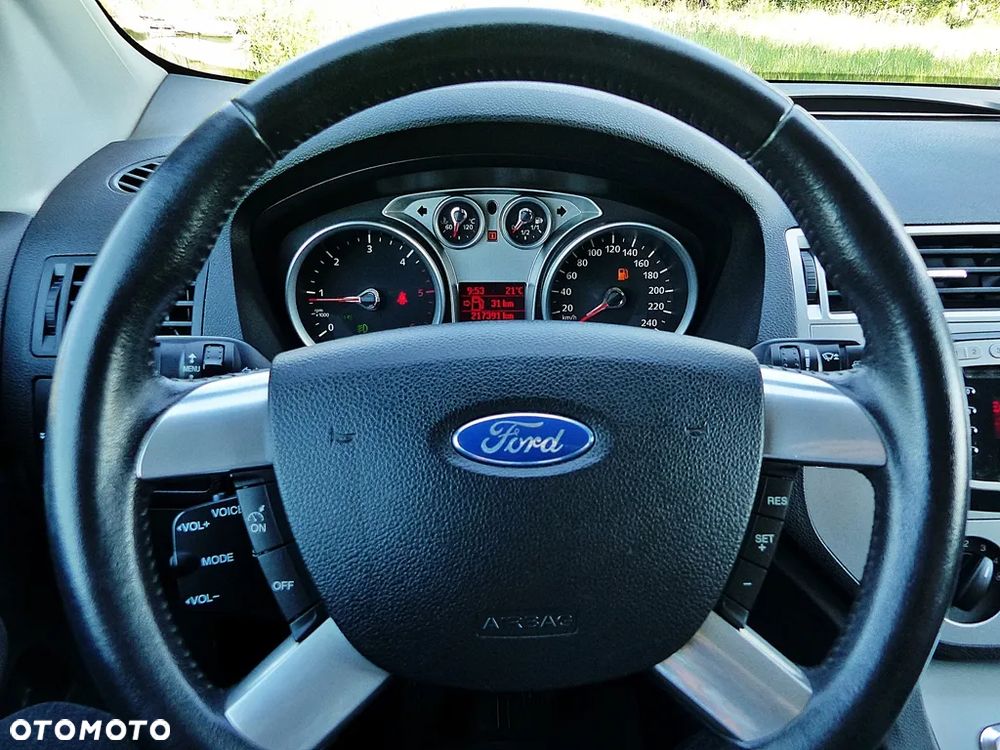 Ford Kuga 2.0 TDCi 4x4 Trend - 26