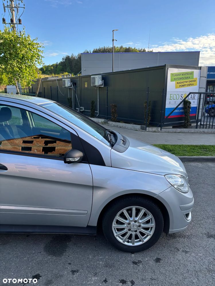 Mercedes-Benz Klasa B 180 CDI Autotronic - 25