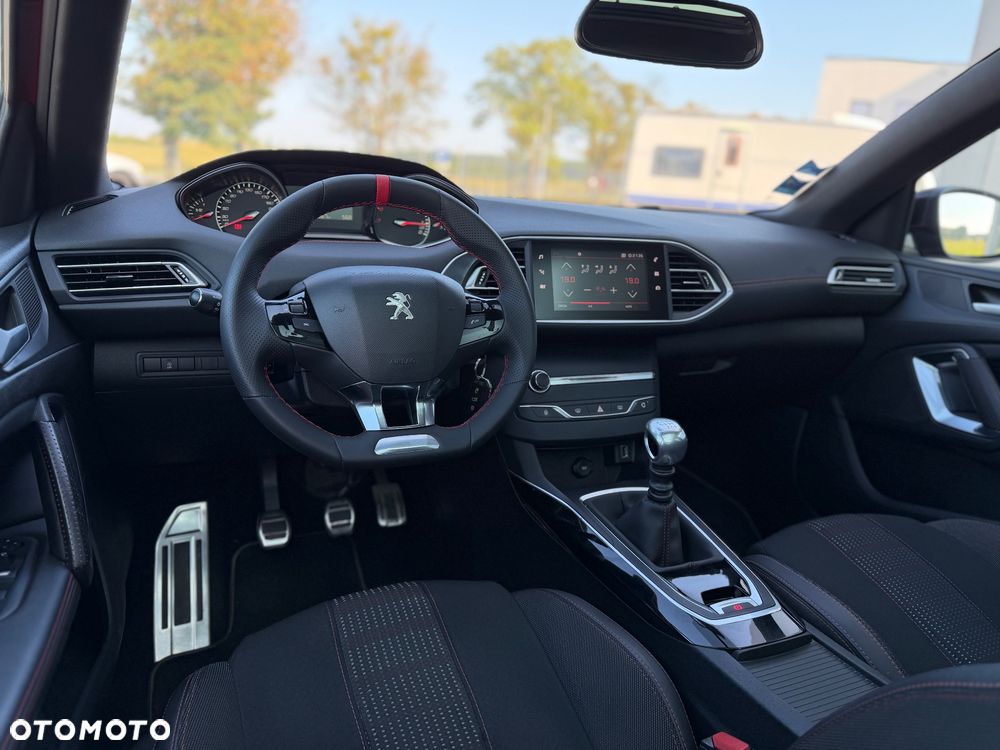Peugeot 308 - 13