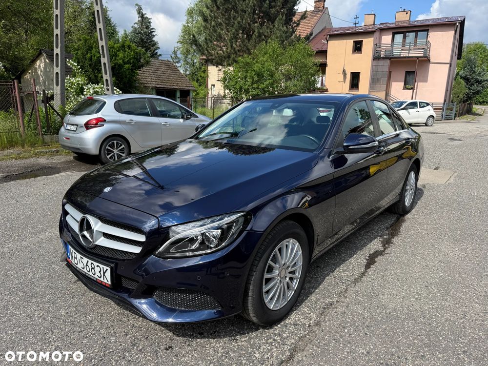 Mercedes-Benz Klasa C 180 CGI BlueEff Classic - 1