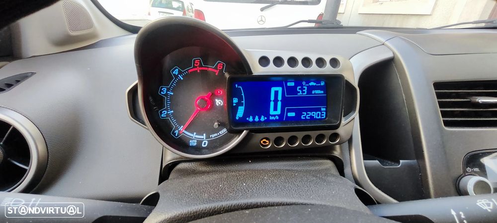Chevrolet Aveo 1.3 VCDi LT - 15