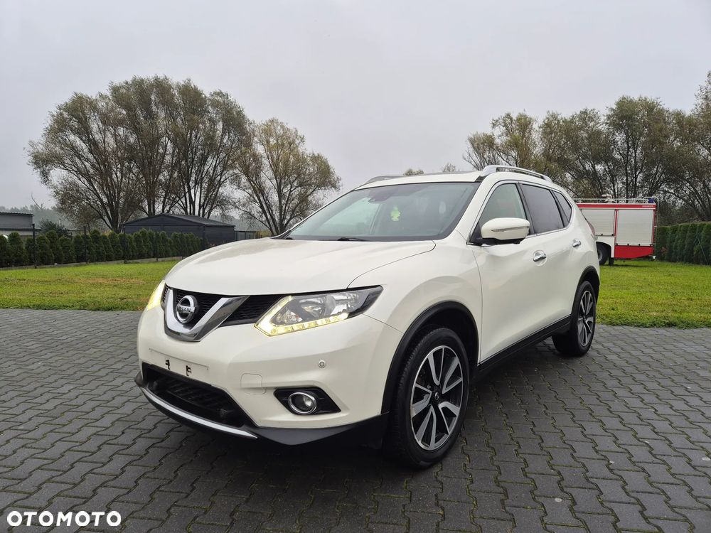 Nissan X-Trail 1.6 DIG-T Tekna 2WD 7os - 2