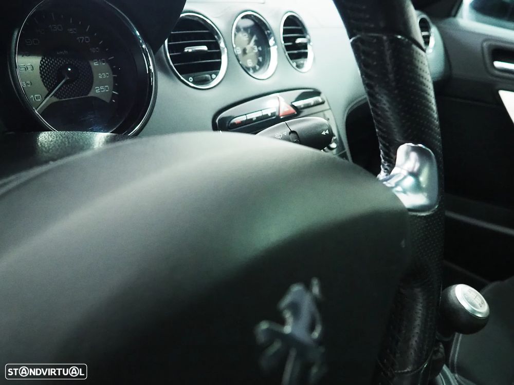 Peugeot RCZ 1.6 THP - 15