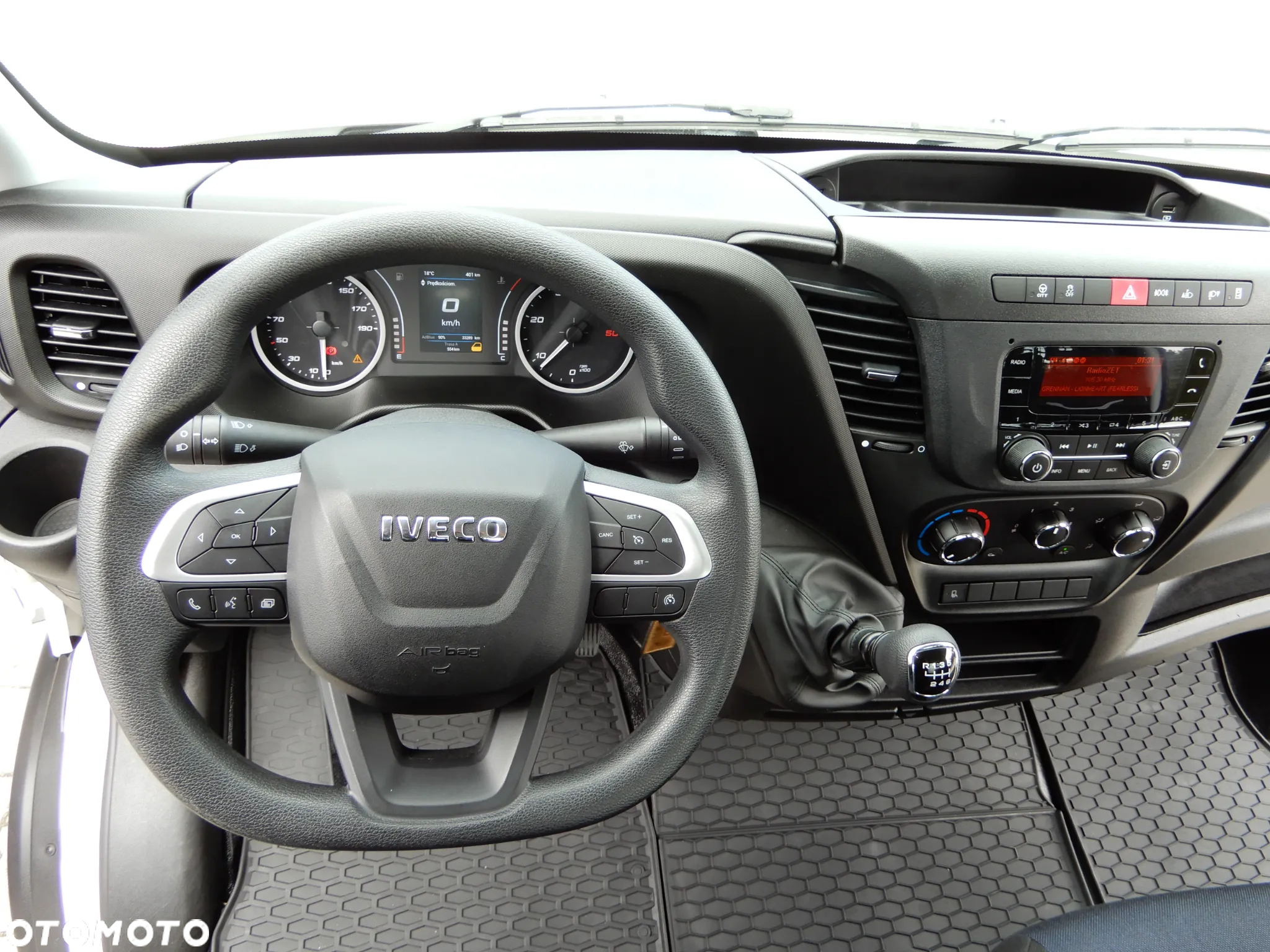 Iveco DAILY 50C18 Wywrotka Kiper Wywrot x 3 Renomowanej Firmy SCATTOLINI 3.62 CM HAK 3500 Kg 30 Tys Km Przeb Stan Jak Nowy OKAZJA - 38