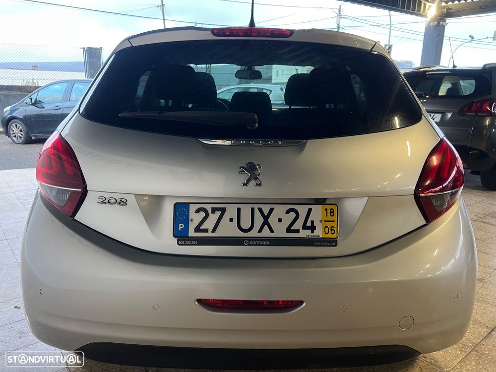 Peugeot 208 1.2 PureTech Style - 8