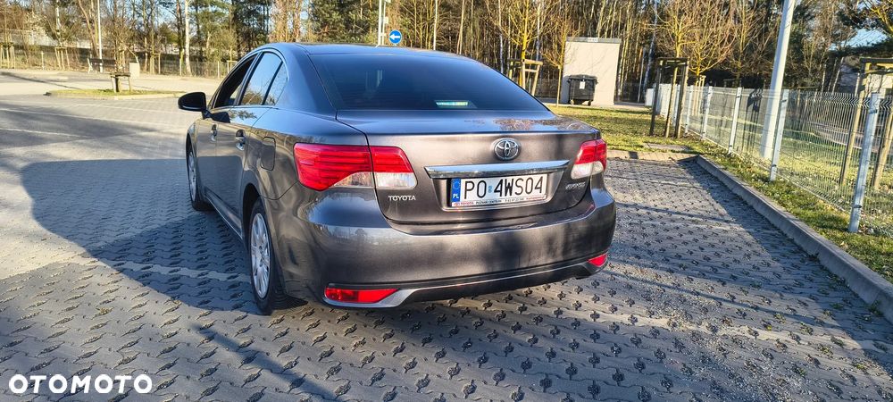 Toyota Avensis 1.8 Active - 5