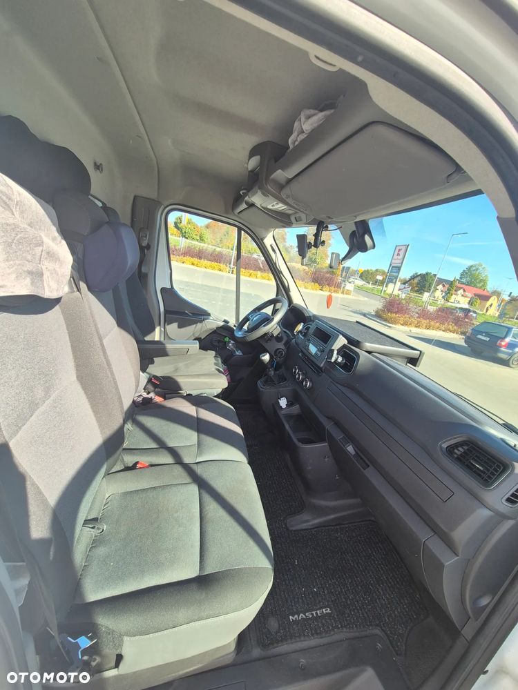 Renault Master - 15