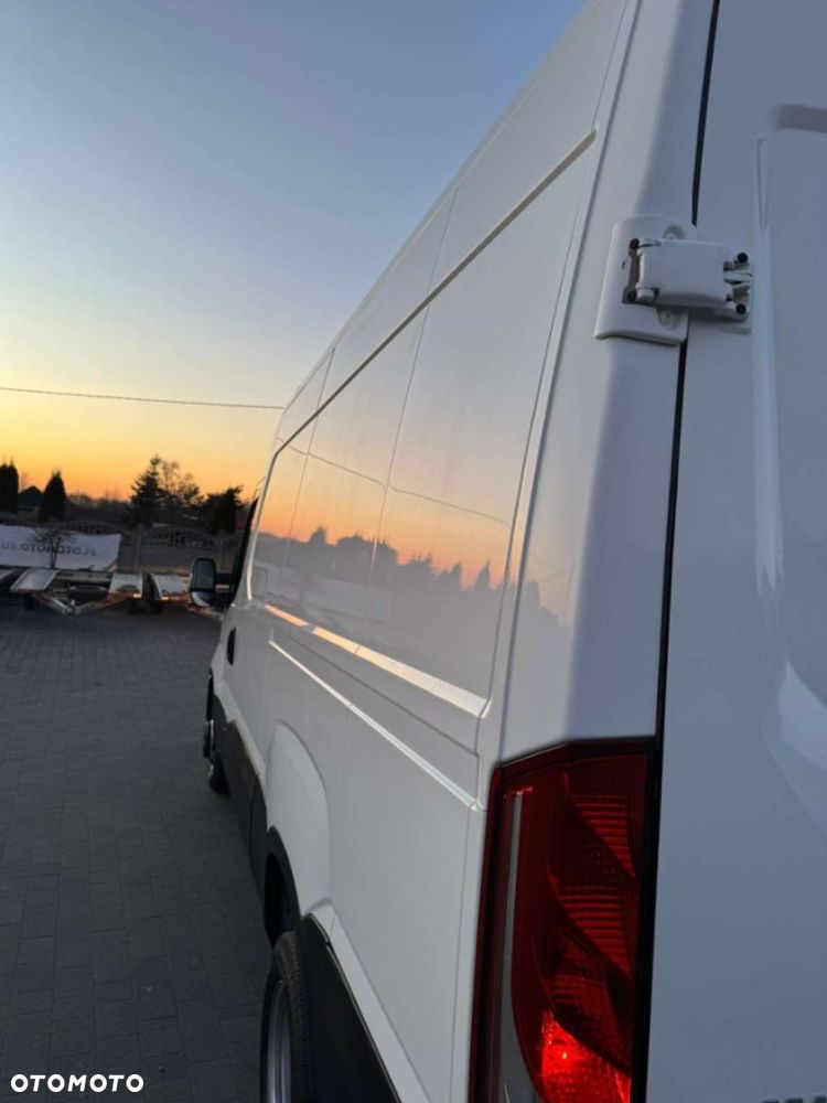 Iveco Sprowadzony Zarejstrowany na blizniakach 35C15 - 34