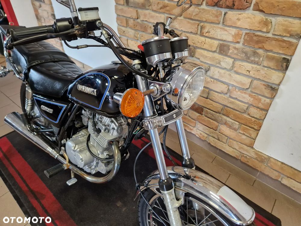 Suzuki GN - 22