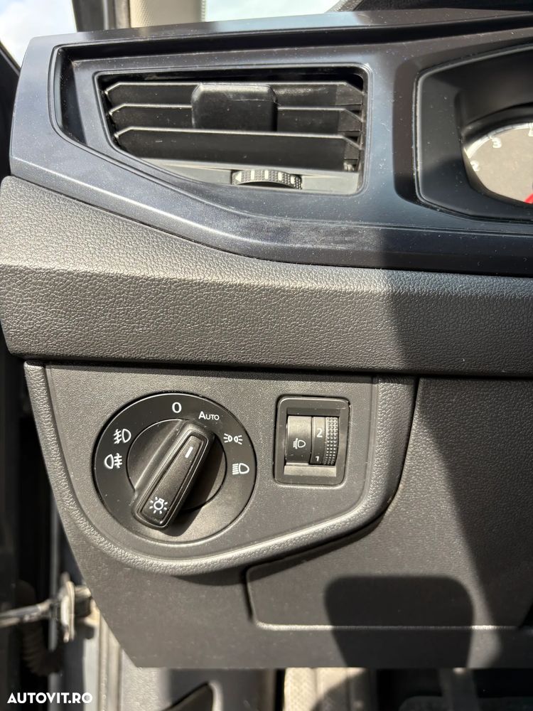 Volkswagen Polo - 15