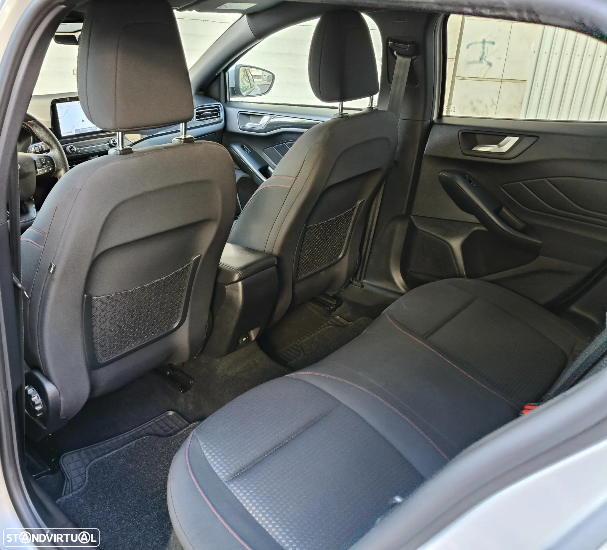 Ford Focus SW 1.0 EcoBoost ST-Line - 22