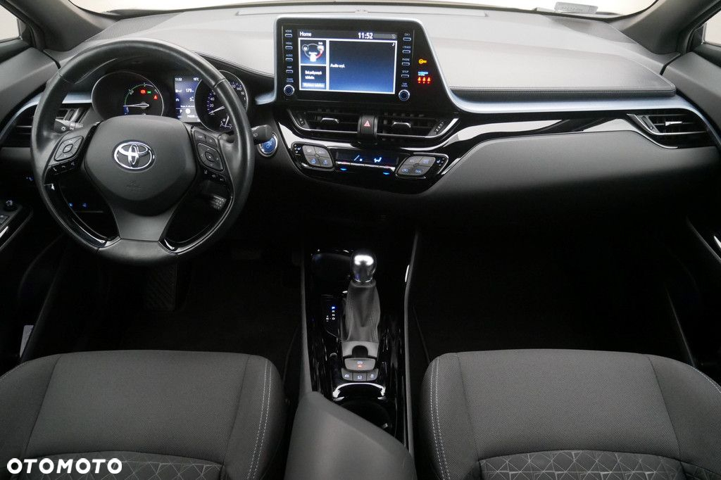 Toyota C-HR - 8