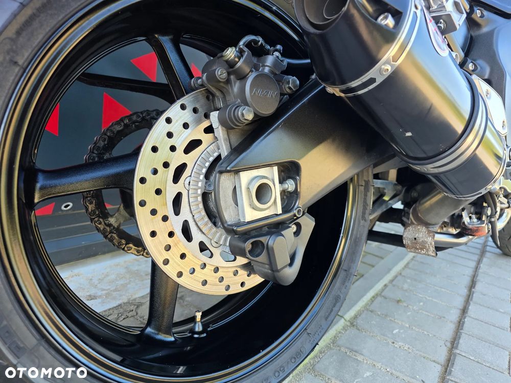 Yamaha FZ - 23