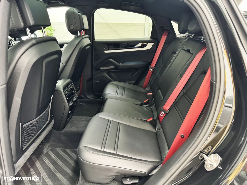 Porsche Cayenne Coupé S E-Hybrid Tiptronic S - 30