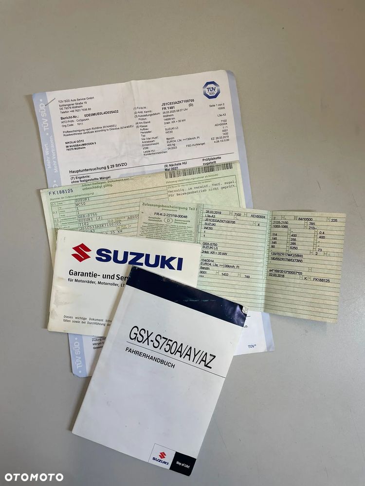 Suzuki GSX - 7