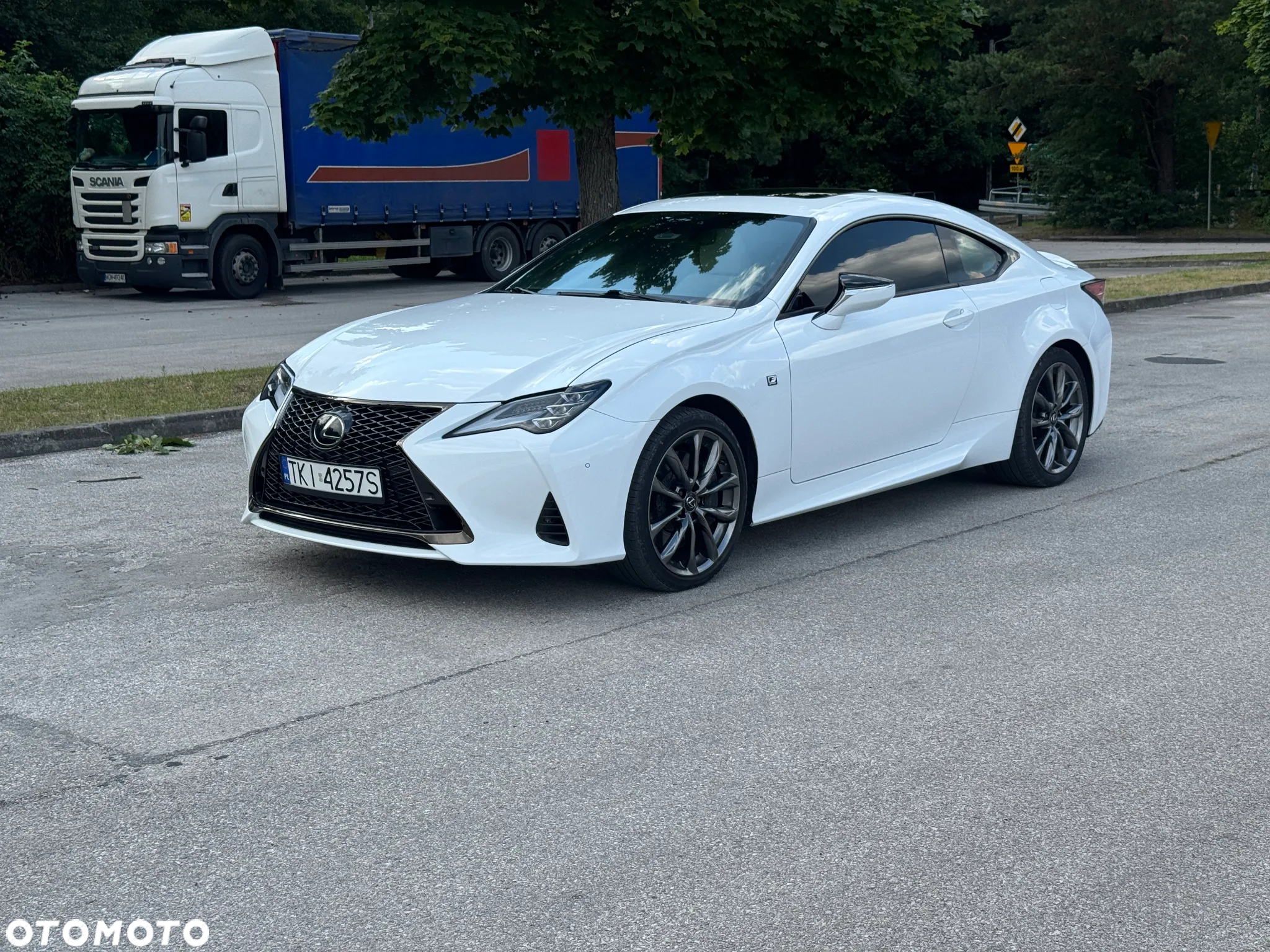 Lexus RC F Ultimate Edition - 5