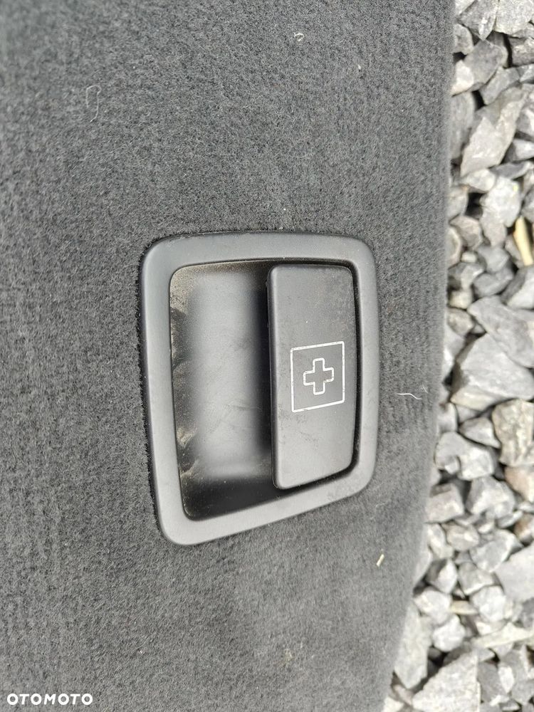 BMW e61 e60 kombi LIFT BOCZEK bagażnika lewy prawy czarny - 4