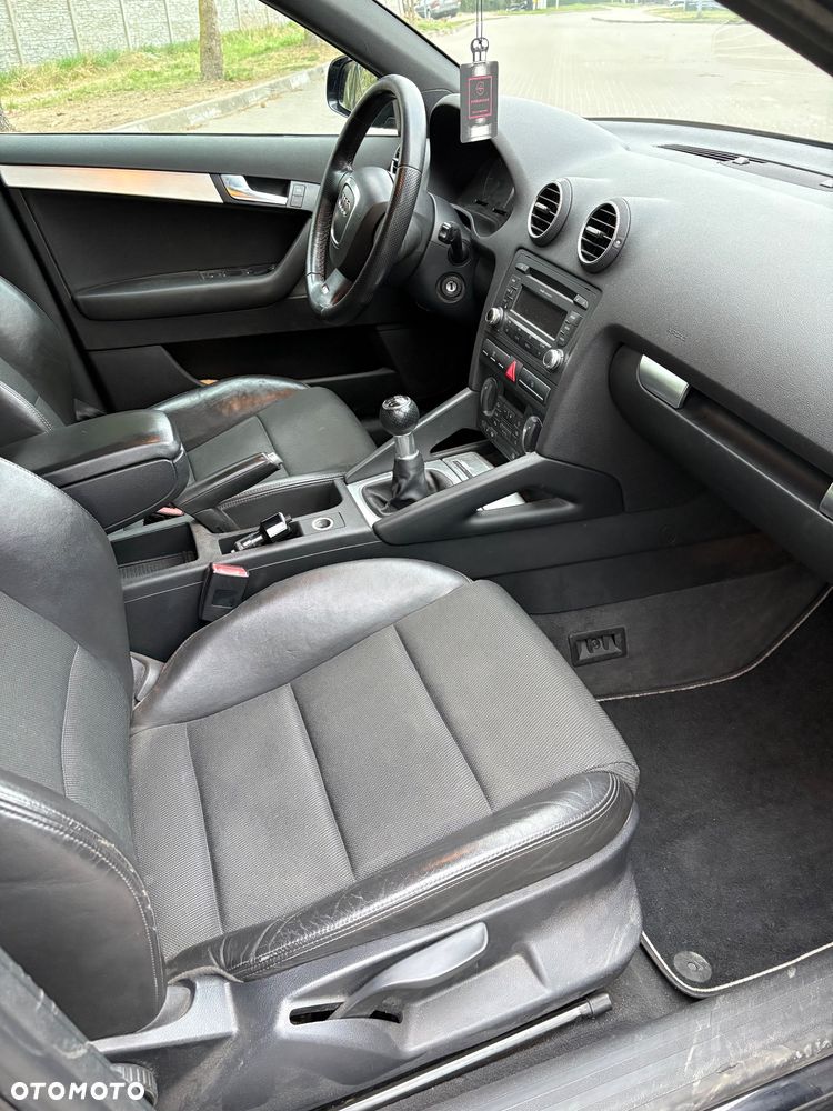 Audi A3 Sportback - 15