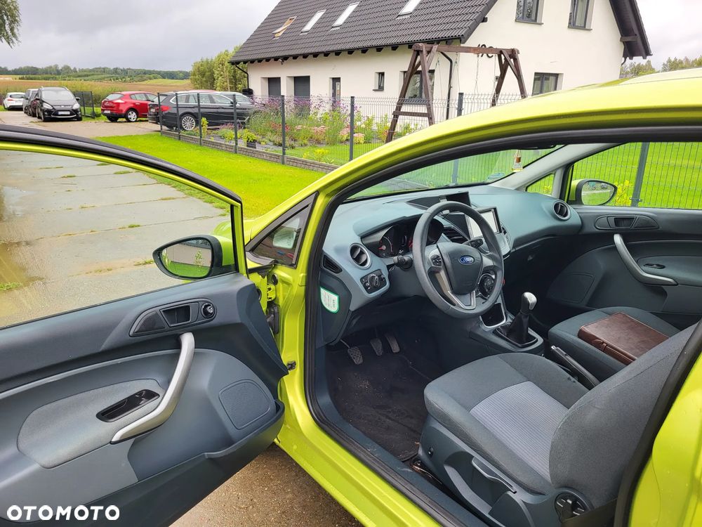 Ford Fiesta 1.25 Trend Edition - 9