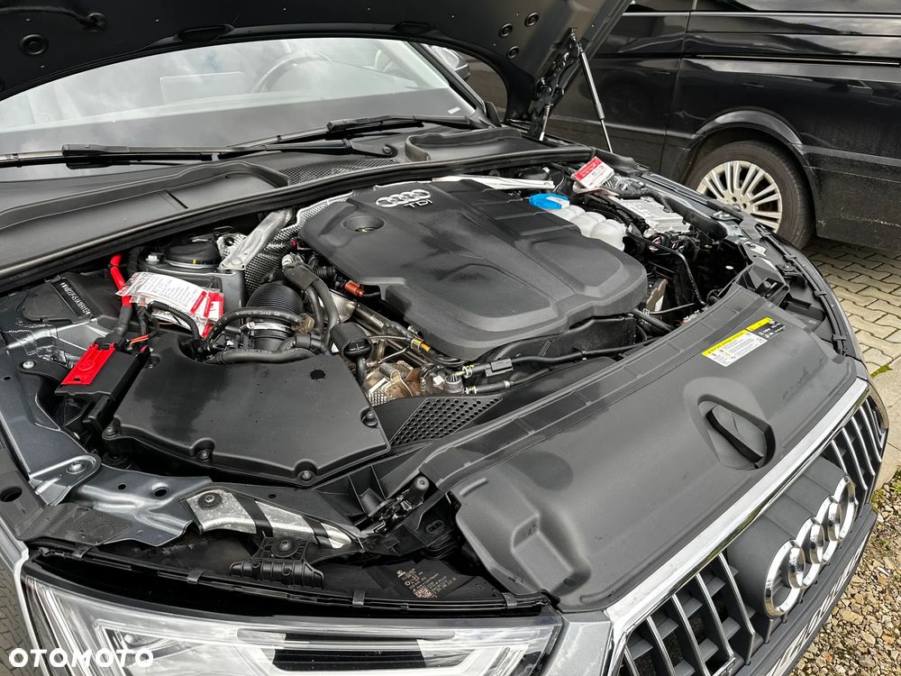 Audi A4 Allroad 2.0 TDI Quattro S tronic - 11