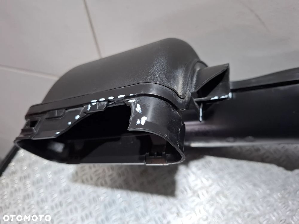 Wlot powietrza dolot filtra Volvo V50 S40 2,4 D 2008 rok nr 30792106 - 3