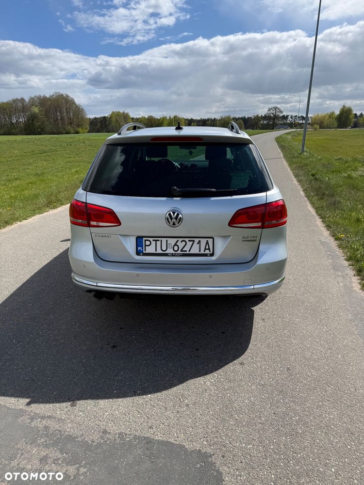 Volkswagen Passat 2.0 TDI Comfortline - 4