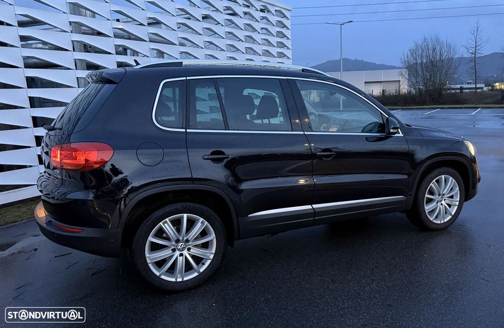 VW Tiguan 2.0 TDi Sport BlueMotion - 6