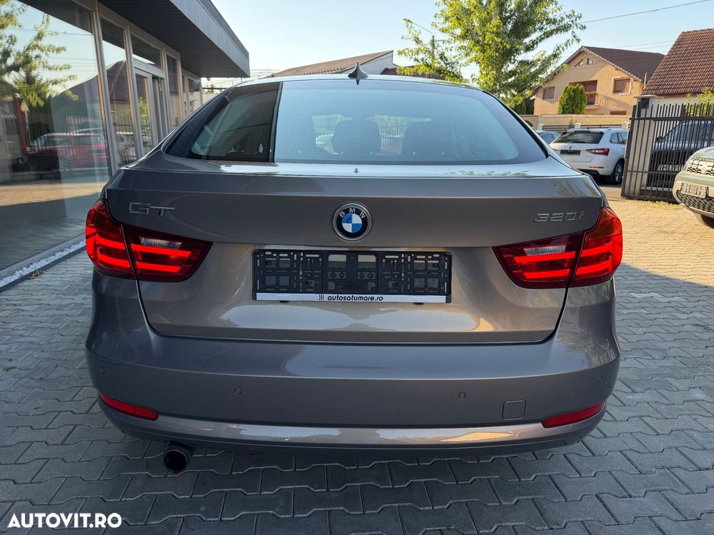 BMW Seria 3 320i Advantage - 12