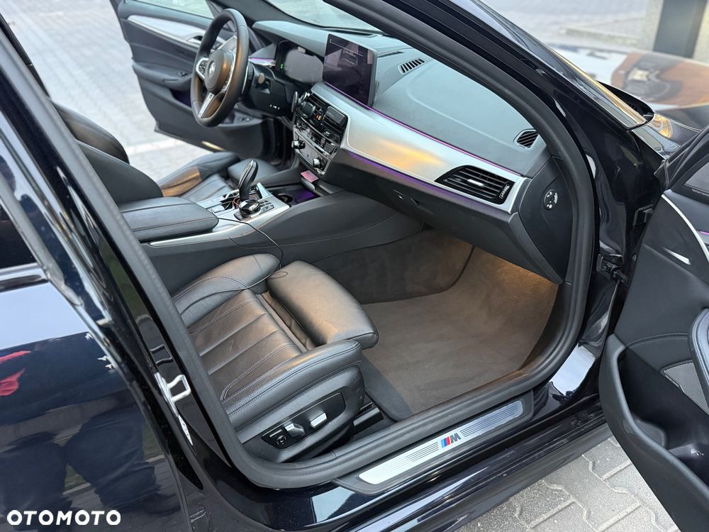 BMW Seria 5 - 29