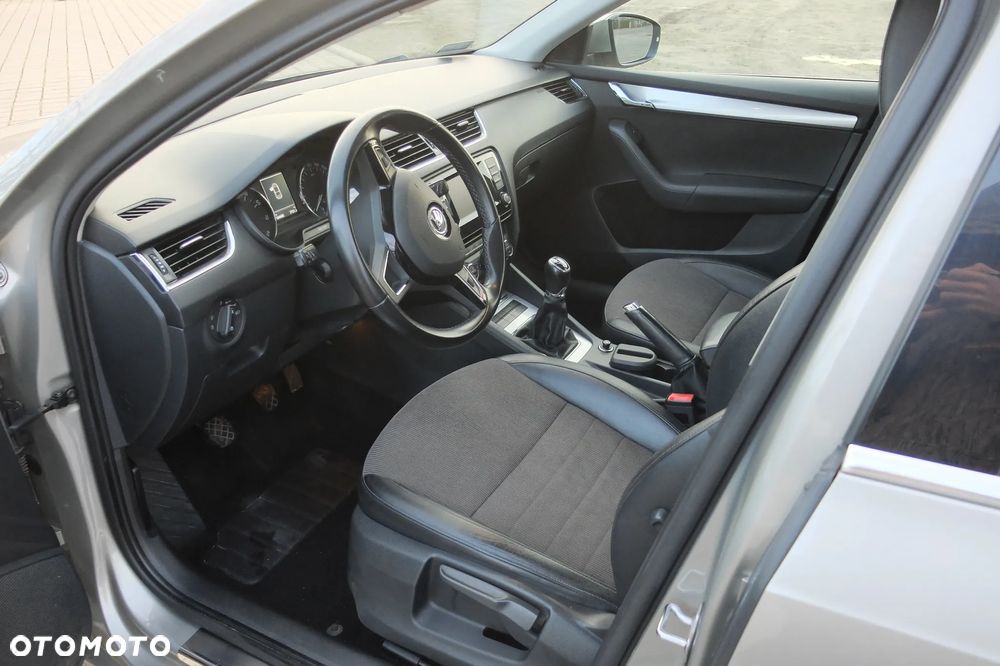 Skoda Octavia 1.4 TSI Elegance - 14