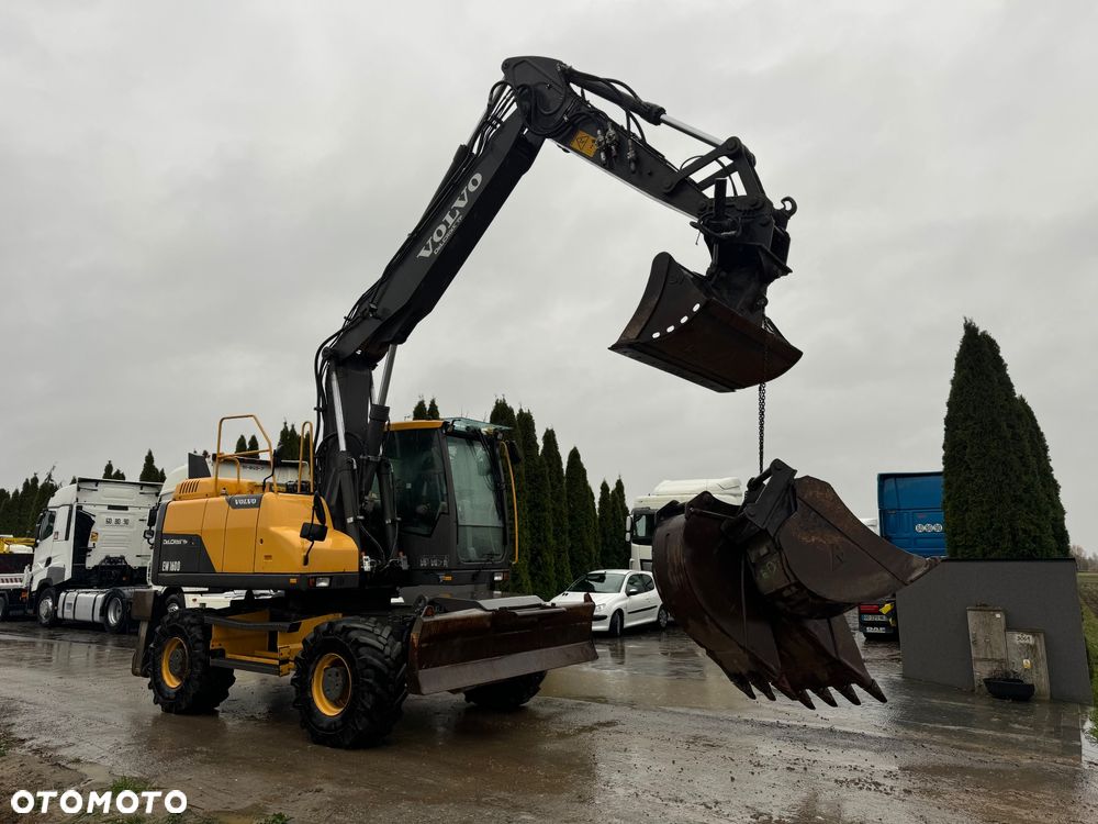 Volvo EW160D KOPARKA KOŁOWA // PODPORY PŁUG / LEMIESZ // 4 ŁYŻKI - 3