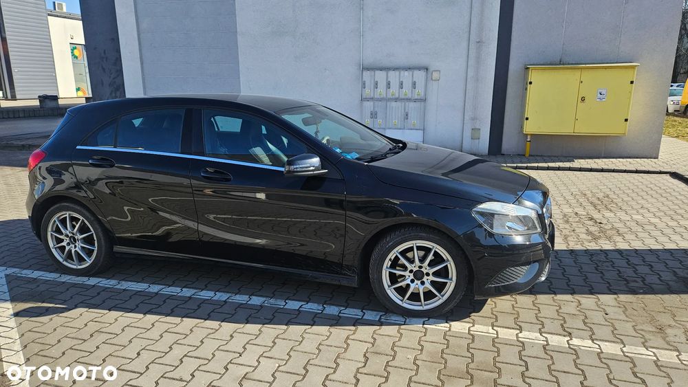 Mercedes-Benz Klasa A 180 (BlueEFFICIENCY) - 10