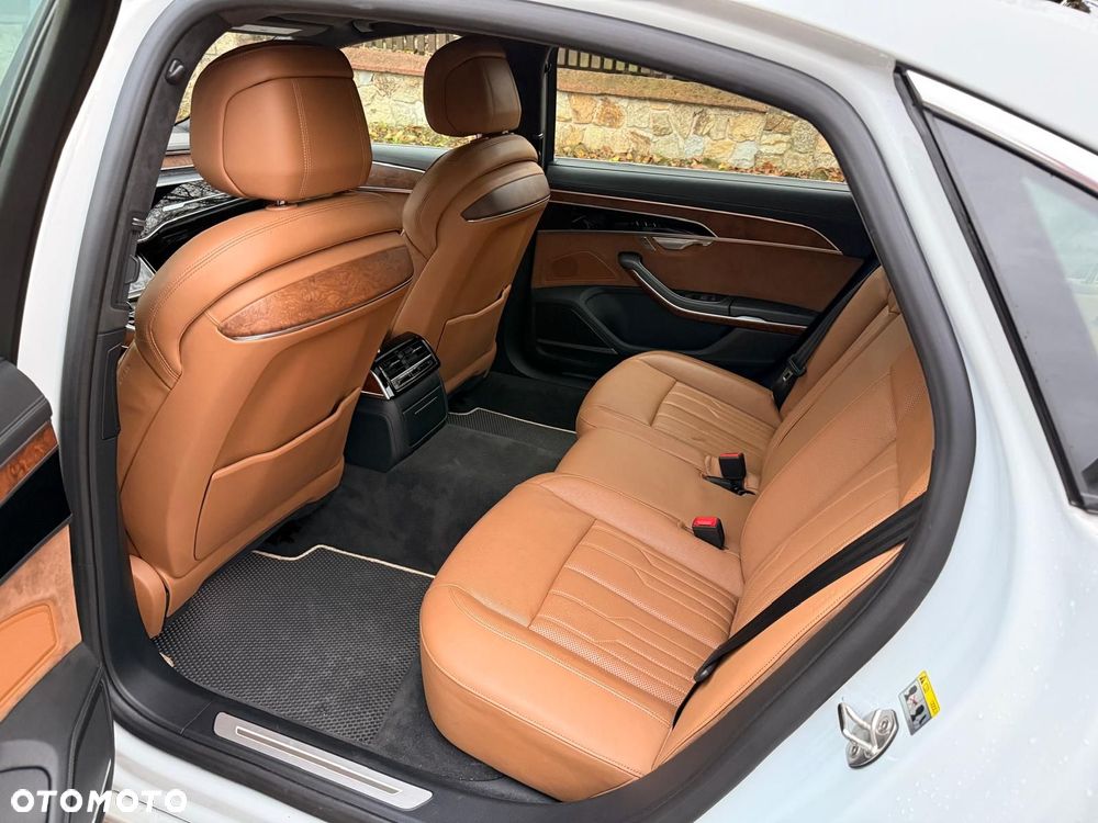 Audi A8 - 13