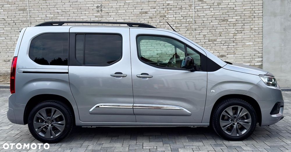 Toyota Proace City Verso 1.2 D-4T Family - 3