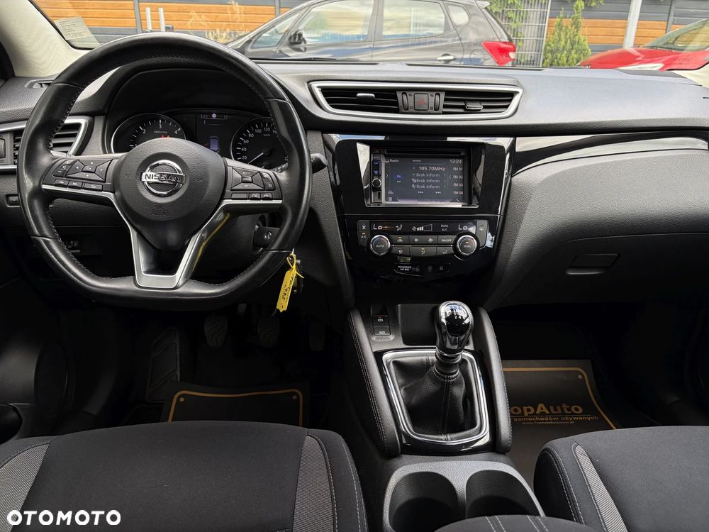 Nissan Qashqai 1.6 DCi N-Connecta - 33