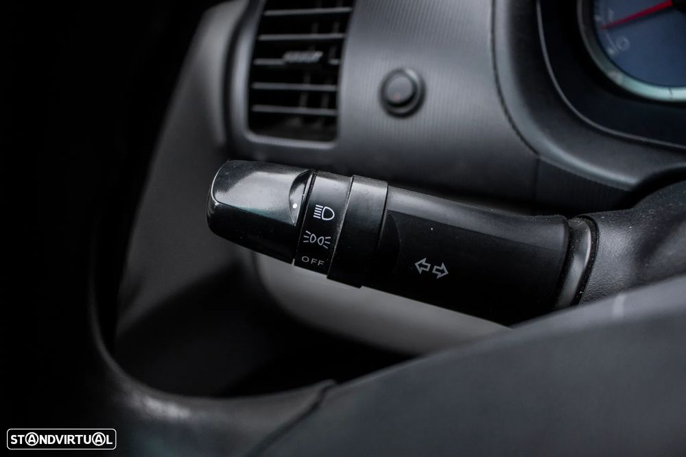 Mitsubishi L200 2.5 DI-D CD Intense 4WD - 15