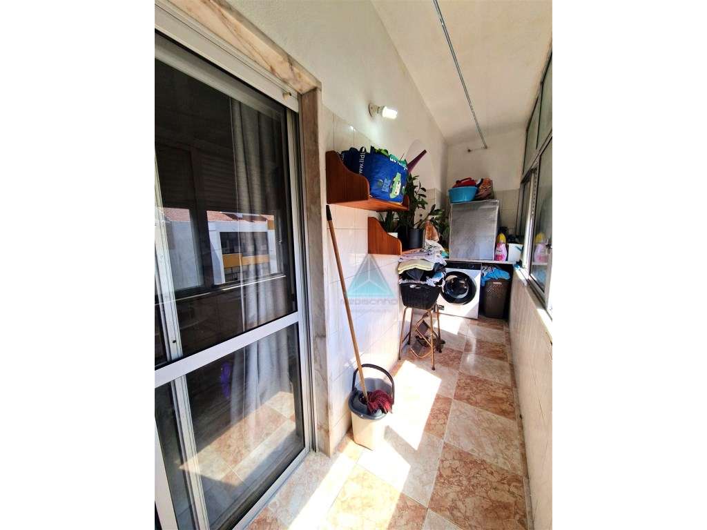 Apartamento T3 * * Cruz de Pau - Grande imagem: 4/16