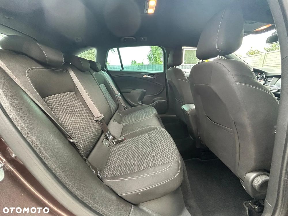 Opel Astra 1.4 Turbo Sports Tourer Edition - 18
